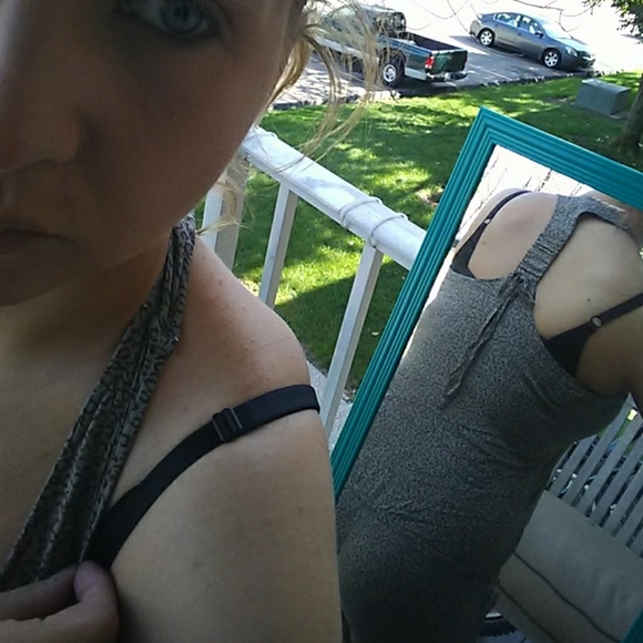 Guess romper size XS - Picture 2 of 8